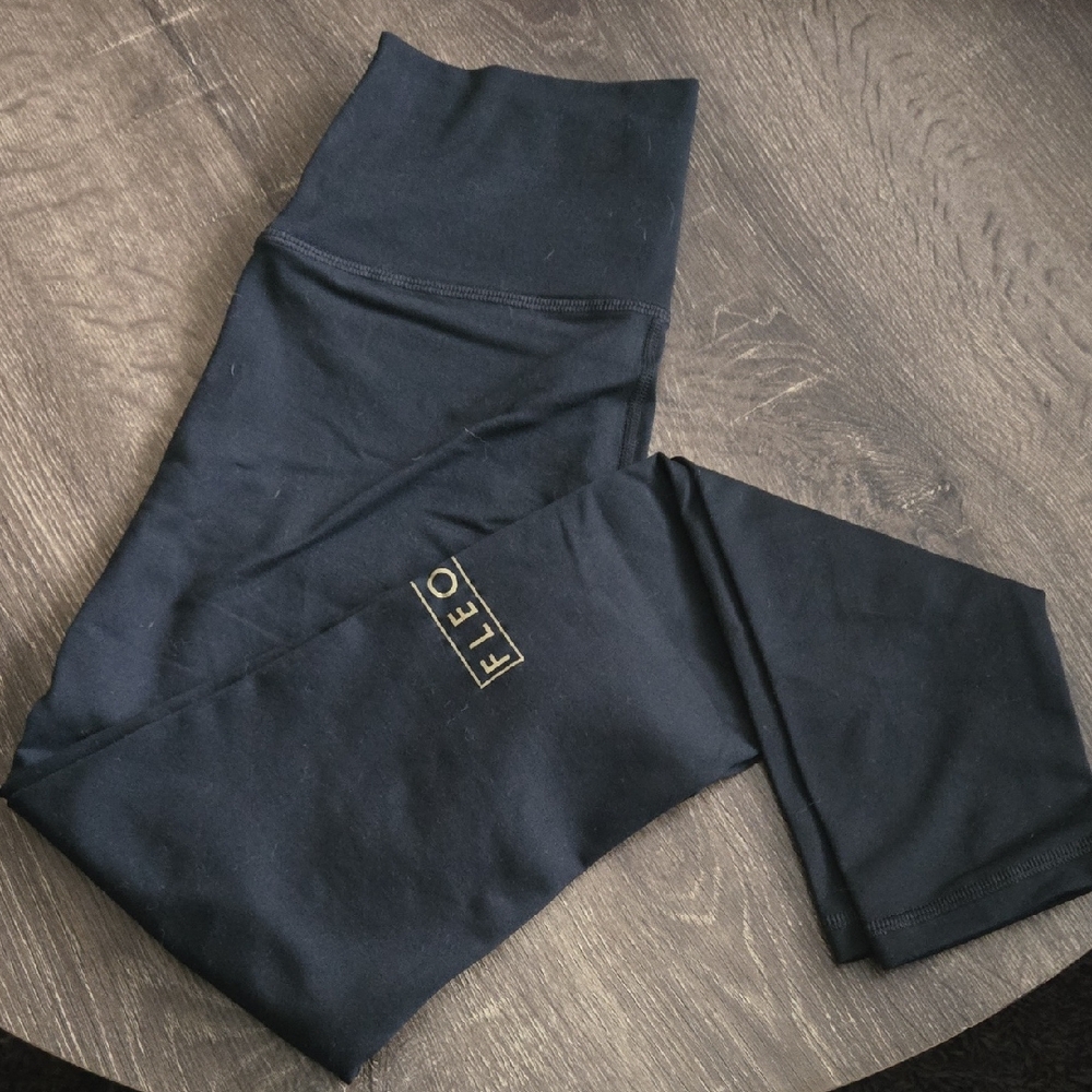 Fleo Midnight Black Leggings